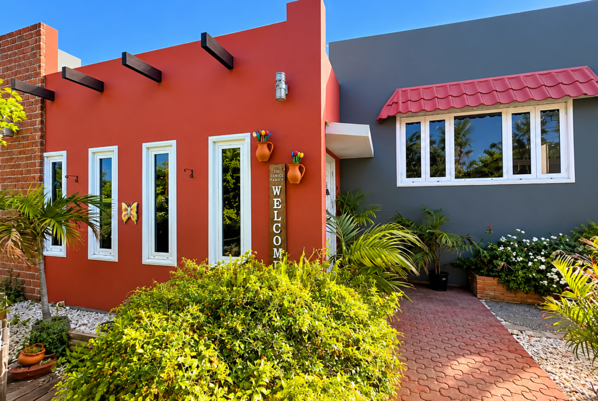 For Sale: Exclusive Oceanfront Property
