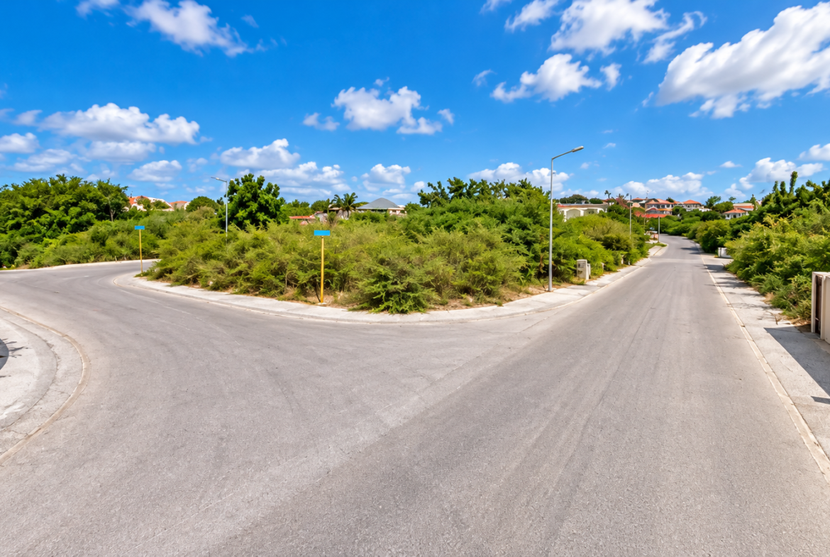 CORNER LOT FOR SALE | DAMASCO RESORT, JAN THIEL
