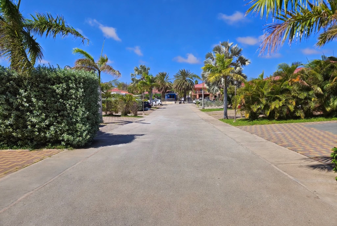2 bedroom Liverpool resort for rent