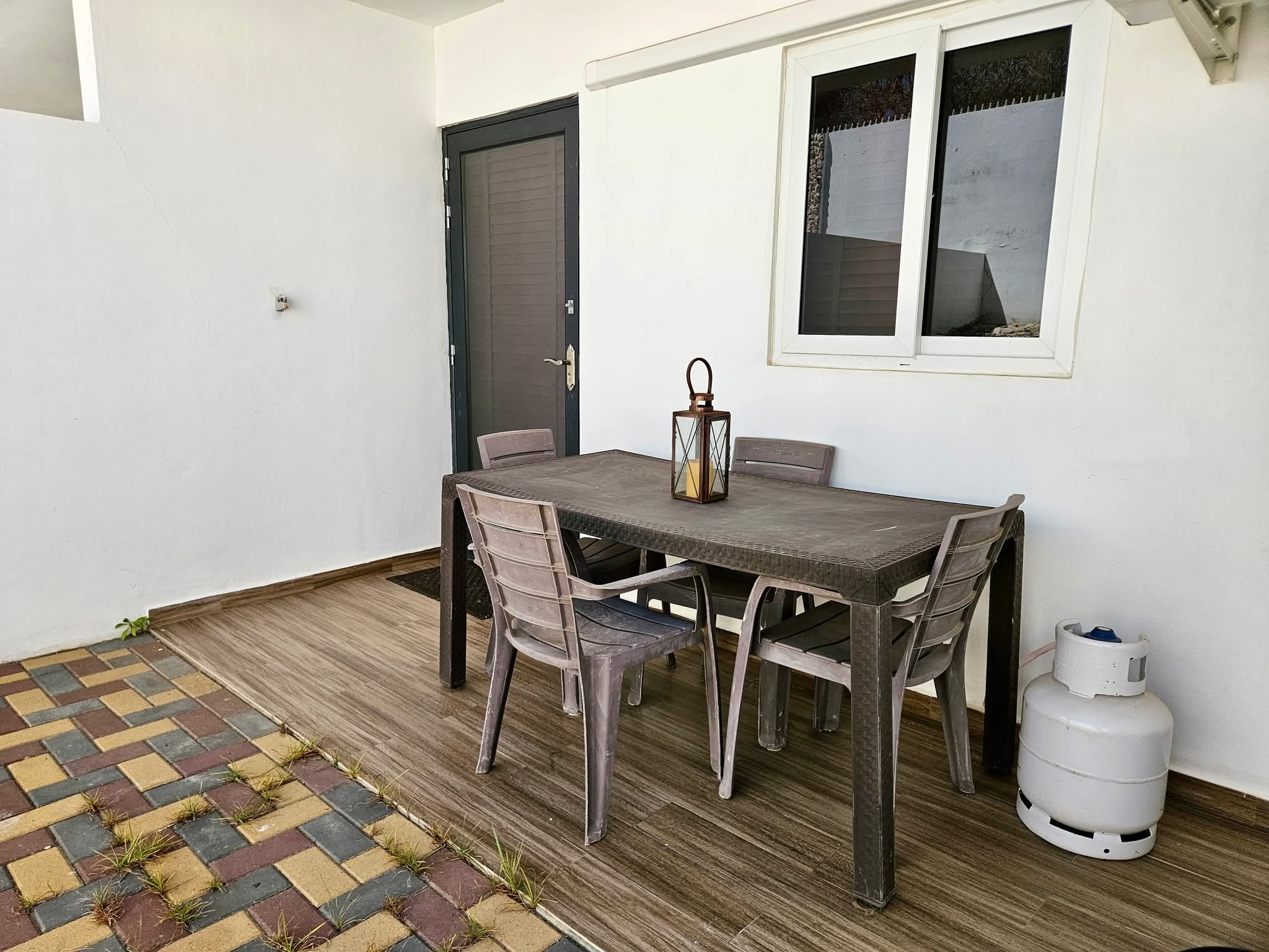 2 bedroom Liverpool resort for rent